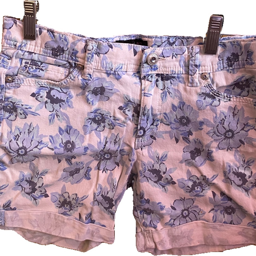 Juniors Jordache Blue Floral MIDI Shorts